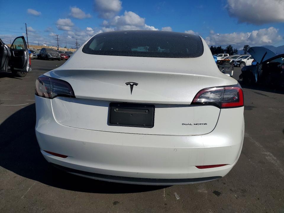 Продажа на аукционе авто 2022 Tesla Model 3, vin: 5YJ3E1EB8NF137548, номер лота: 53806866