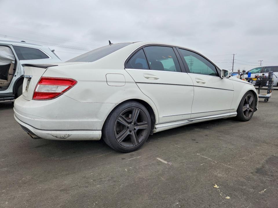 Продажа на аукционе авто 2010 Mercedes-benz C, vin: WDDGF5EB1AF437417, номер лота: 52947356