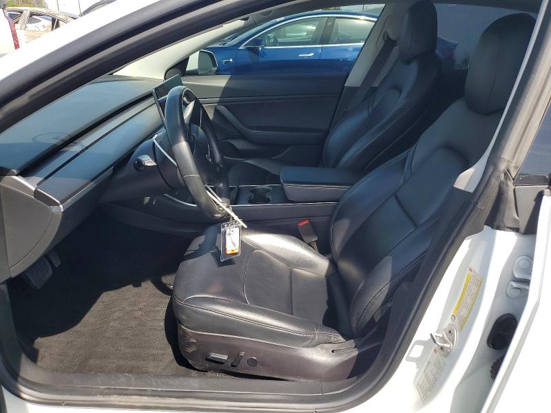 48547606 :رقم المزاد ، 5YJ3E1EA5JF026165 vin ، 2018 Tesla Mdl 3 مزاد بيع