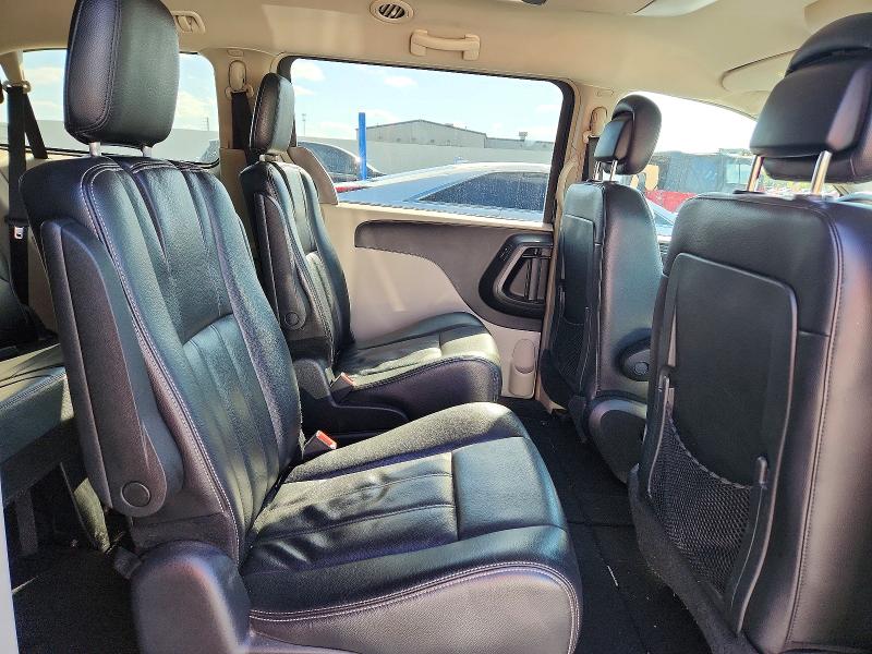 2014 Chrysler Town & Country მანქანა იყიდება აუქციონზე, vin: 2C4RC1BG3ER178075, აუქციონის ნომერი: 52163276