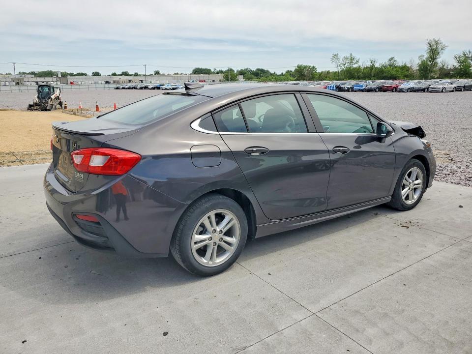 55539476 :رقم المزاد ، 1G1BE5SM7H7214969 vin ، 2017 Chevrolet Cruze مزاد بيع