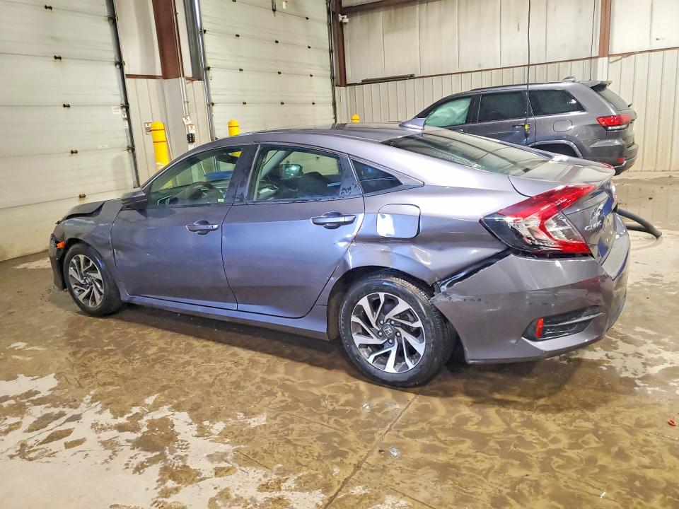 53135096 :رقم المزاد ، 2HGFC2F75HH546190 vin ، 2017 Honda Civic مزاد بيع