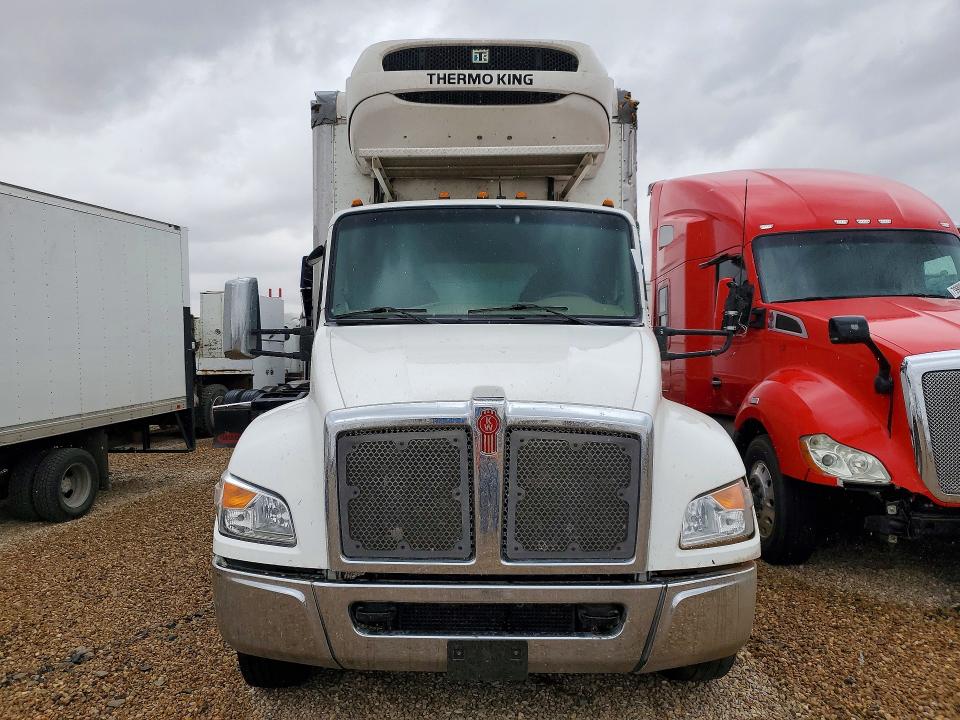 Продажа на аукционе авто 2023 Kenworth T270, vin: 2NK3HM6X6PM252168, номер лота: 78063525