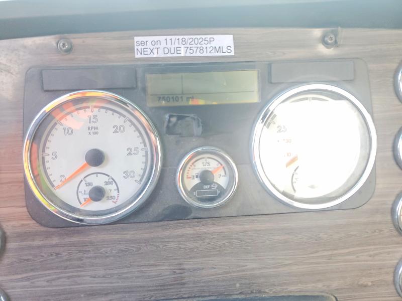51970176 :رقم المزاد ، 3AKJGNDV4EDFT2932 vin ، 2014 Freightliner Coronado مزاد بيع