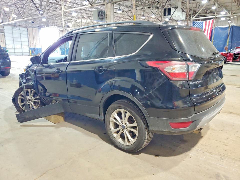 52468496 :رقم المزاد ، 1FMCU9GDXJUB39282 vin ، 2018 Ford Escape مزاد بيع