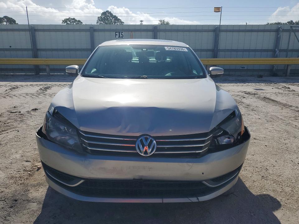 Продажа на аукционе авто 2013 Volkswagen Passat, vin: 1VWBH7A3XDC102555, номер лота: 54785936