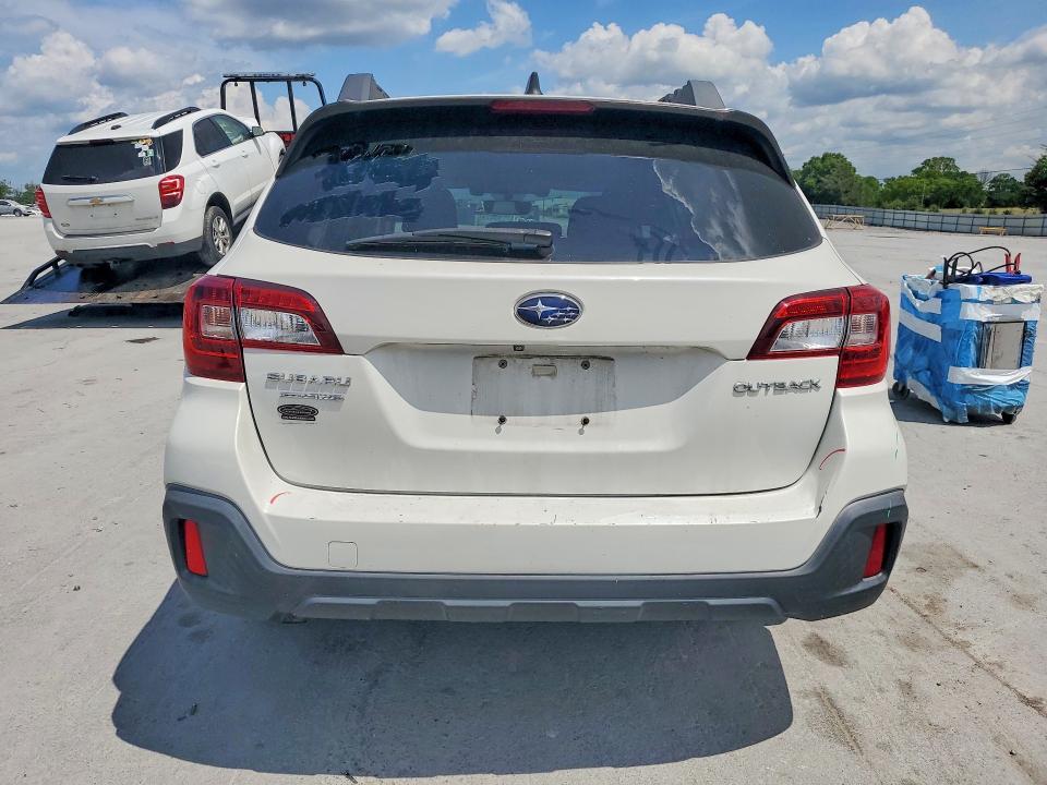 Продаж на аукціоні авто 2018 Subaru Outback, vin: 4S4BSAFC3J3237040, номер лоту: 54260796