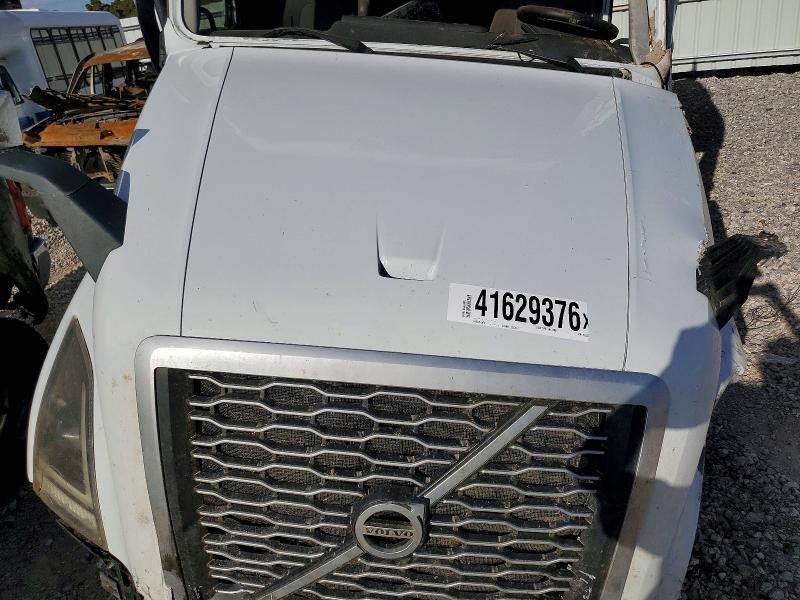 2024 Volvo Vn Vnl მანქანა იყიდება აუქციონზე, vin: 4V4NC9EH6RN628830, აუქციონის ნომერი: 41629376