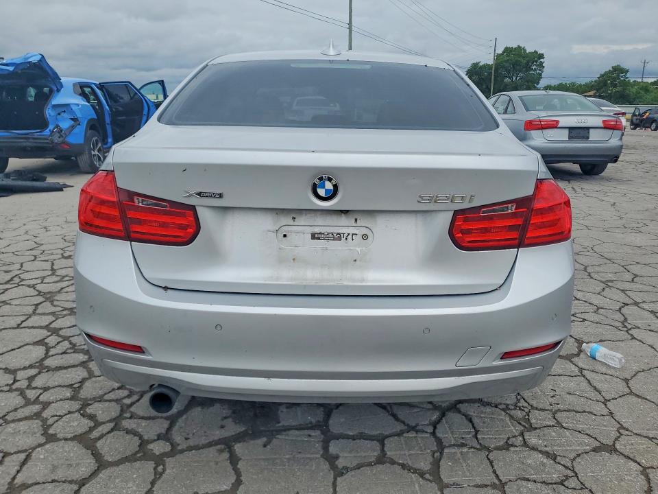54441626 :رقم المزاد ، WBA3C3C59EP662099 vin ، 2014 Bmw 320 مزاد بيع