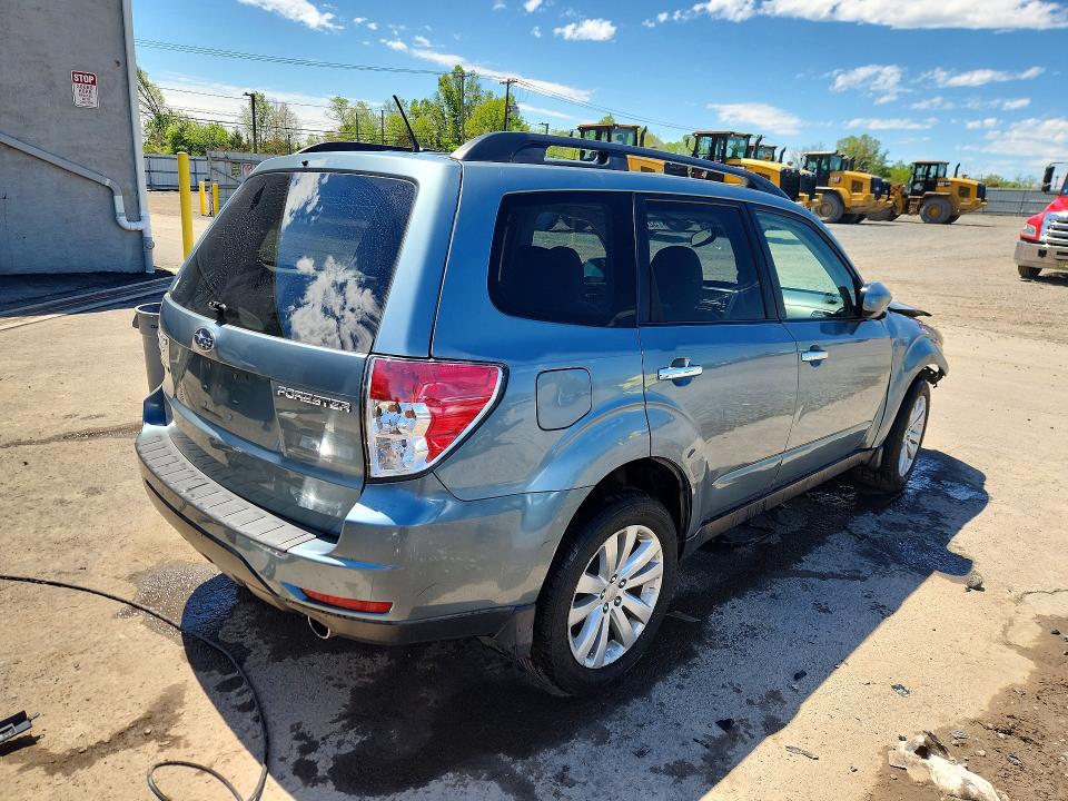 52361896 :رقم المزاد ، JF2SHBDC2CH402529 vin ، 2012 Subaru Forester مزاد بيع