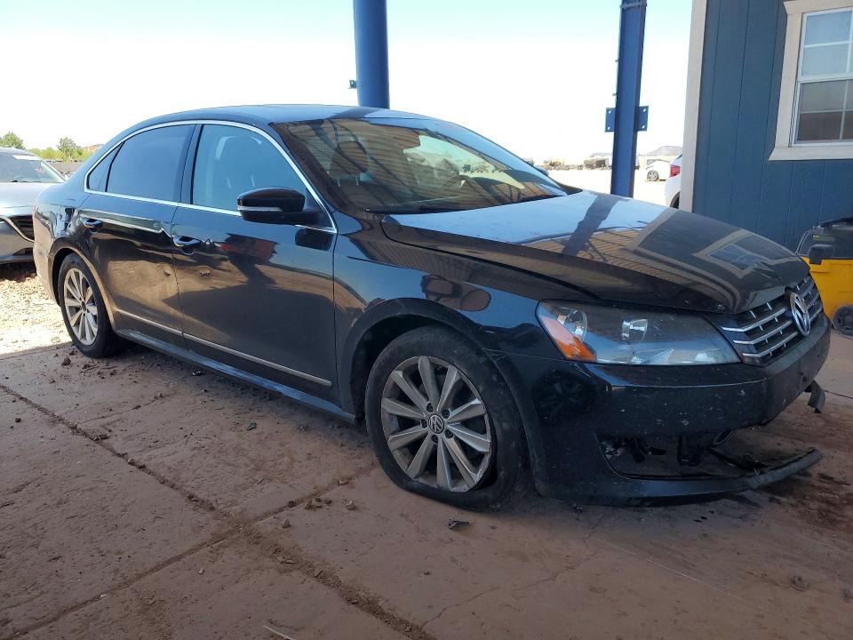 52015106 :رقم المزاد ، 1VWCP7A31DC021001 vin ، 2013 Volkswagen Passat مزاد بيع