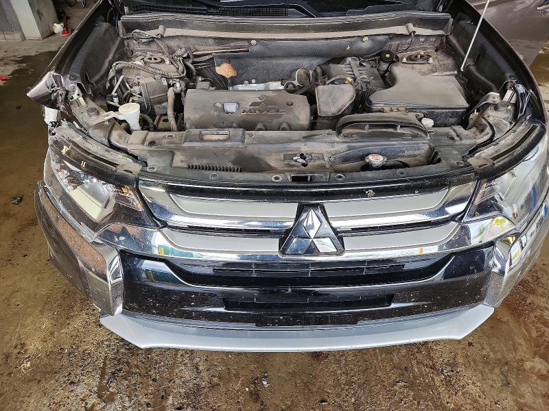 Продаж на аукціоні авто 2018 Mitsubishi Outlander, vin: JA4AZ3A32JZ067792, номер лоту: 53053616
