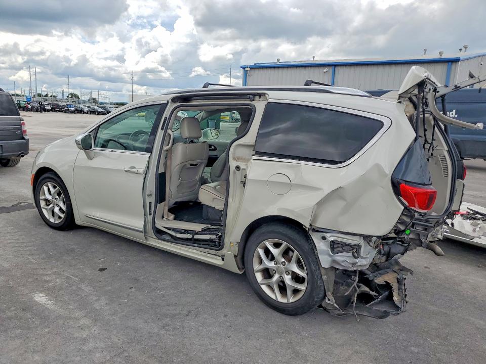 2020 Chrysler Pacifica მანქანა იყიდება აუქციონზე, vin: 2C4RC1GG5LR127764, აუქციონის ნომერი: 54634636