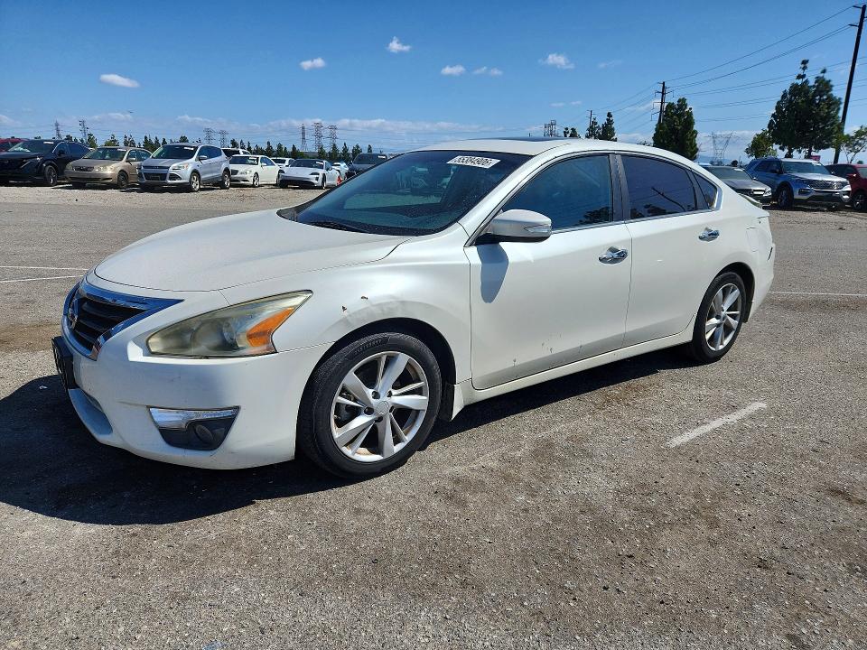 2015 Nissan Altima მანქანა იყიდება აუქციონზე, vin: 1N4AL3AP8FC143283, აუქციონის ნომერი: 55384906