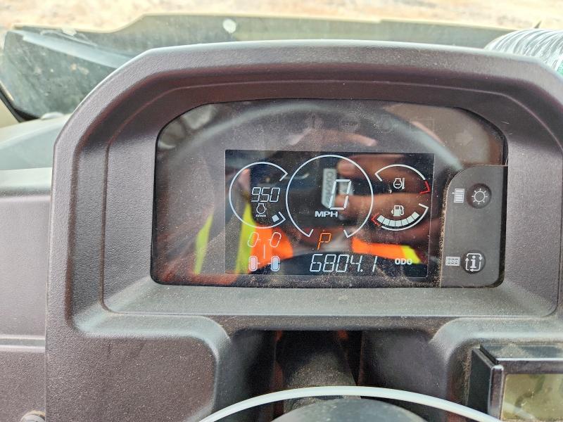 54140126 :رقم المزاد ، 1M0835MRPPM060539 vin ، 2023 John Deere Xuv835m مزاد بيع