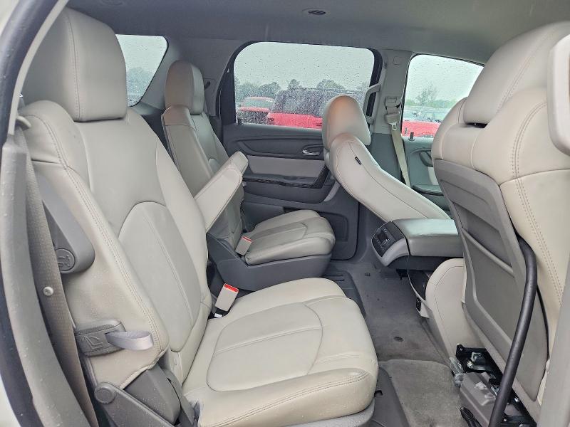 52861486 :رقم المزاد ، 1GKKRRKD0FJ321157 vin ، 2015 Gmc Acadia مزاد بيع