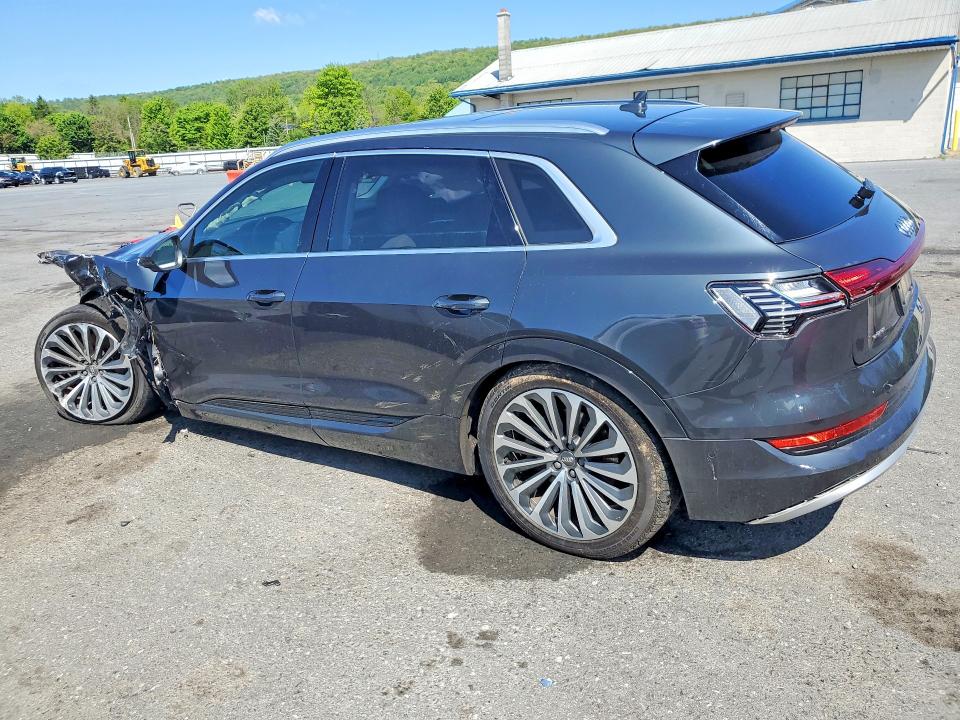 2019 Audi E-tron მანქანა იყიდება აუქციონზე, vin: WA1VABGE5KB021007, აუქციონის ნომერი: 52238636