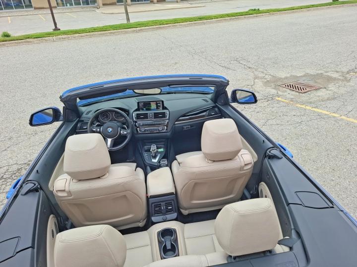 55233256 :رقم المزاد ، WBA1K7C50FV235358 vin ، 2015 Bmw 228 مزاد بيع