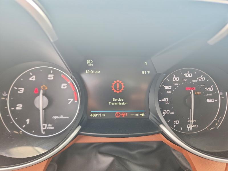 53759826 :رقم المزاد ، ZARFAMBNXK7616036 vin ، 2019 Alfa Romeo Giulia مزاد بيع