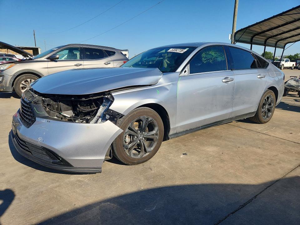 Auction sale of the 2025 Honda Accord, vin: 1HGCY1F49SA033275, lot number: 53082736
