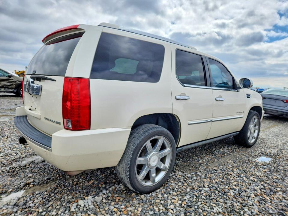 2008 Cadillac Escalade მანქანა იყიდება აუქციონზე, vin: 1GYFK63878R208743, აუქციონის ნომერი: 52728296
