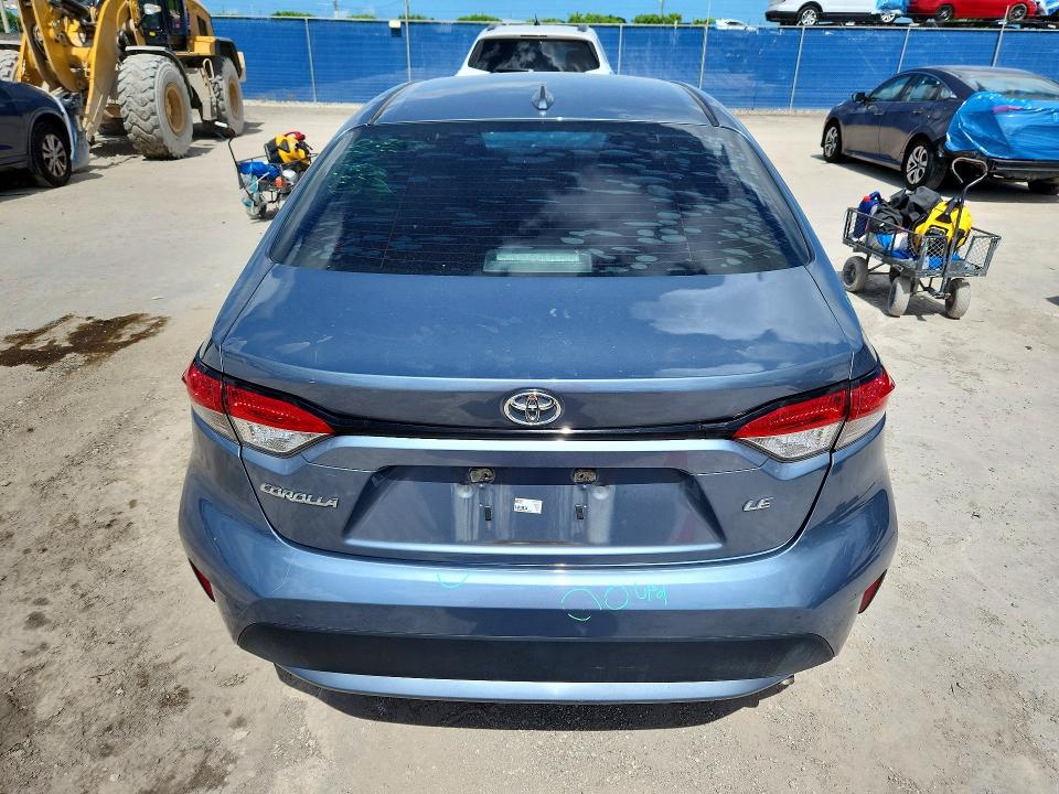 54644906 :رقم المزاد ، 5YFEPMAE5MP153391 vin ، 2021 Toyota Corolla مزاد بيع