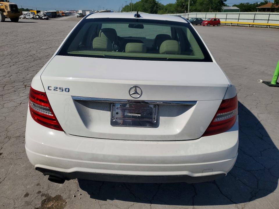 53073976 :رقم المزاد ، WDDGF4HB8DR296757 vin ، 2013 Mercedes-benz C مزاد بيع