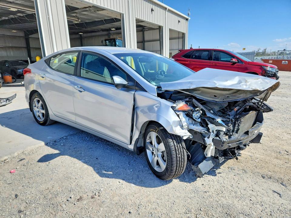 52023796 :رقم المزاد ، KMHDH4AE9DU559164 vin ، 2013 Hyundai Elantra مزاد بيع