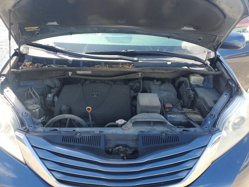 Aukcja sprzedaży 2017 Toyota Sienna, vin: 5TDKZ3DC1HS821282, numer aukcji: 52809466