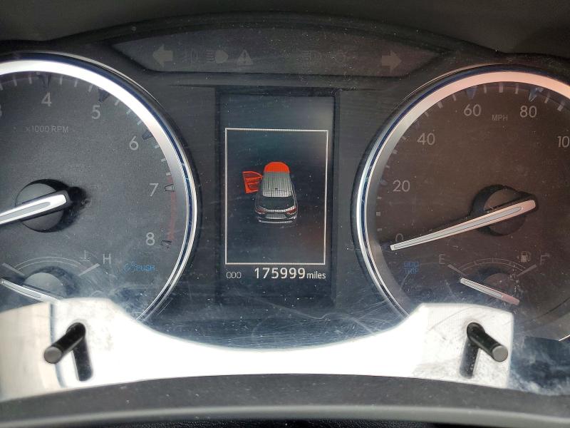 51651866 :رقم المزاد ، 5TDJZRFH8KS584899 vin ، 2019 Toyota Highlander مزاد بيع
