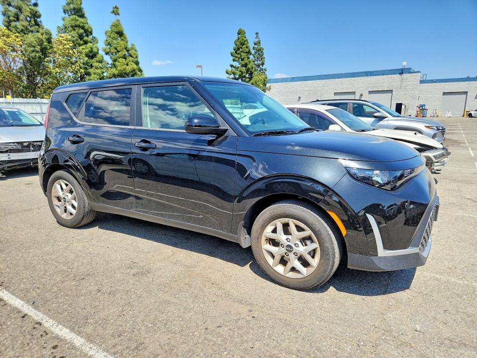 2024 Kia Soul მანქანა იყიდება აუქციონზე, vin: KNDJ23AU8R7235641, აუქციონის ნომერი: 52196306