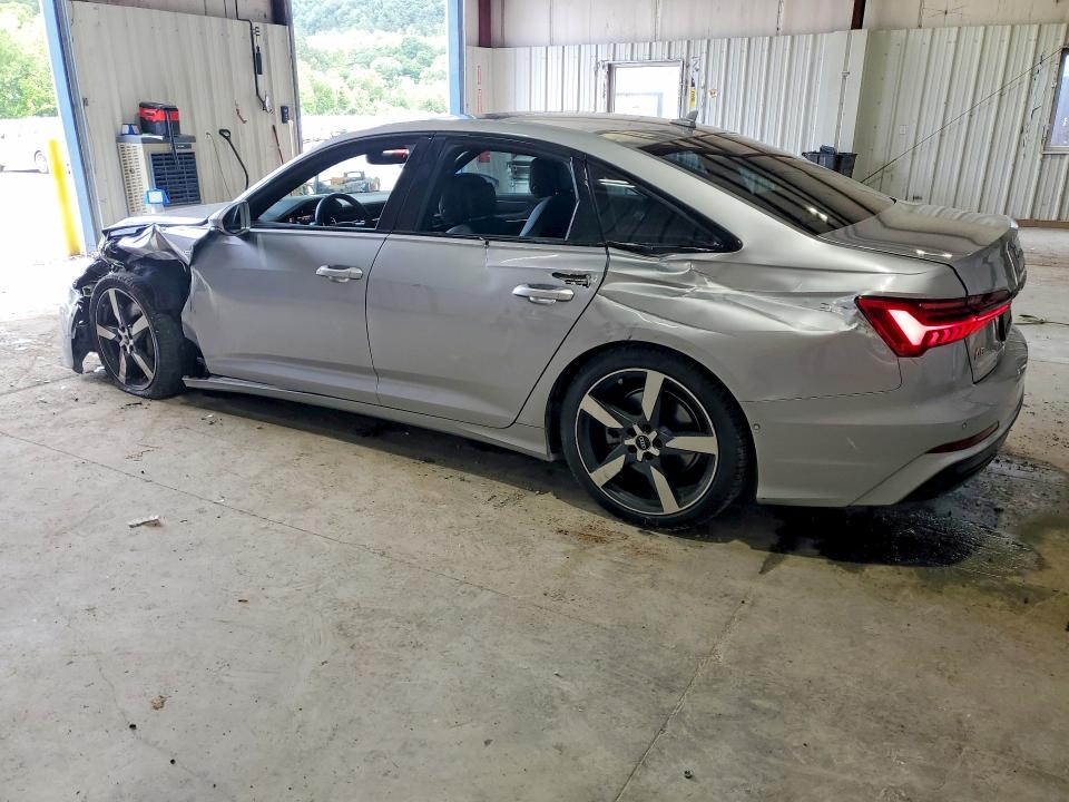 2021 Audi A6 მანქანა იყიდება აუქციონზე, vin: WAUL2AF21MN043483, აუქციონის ნომერი: 54789296