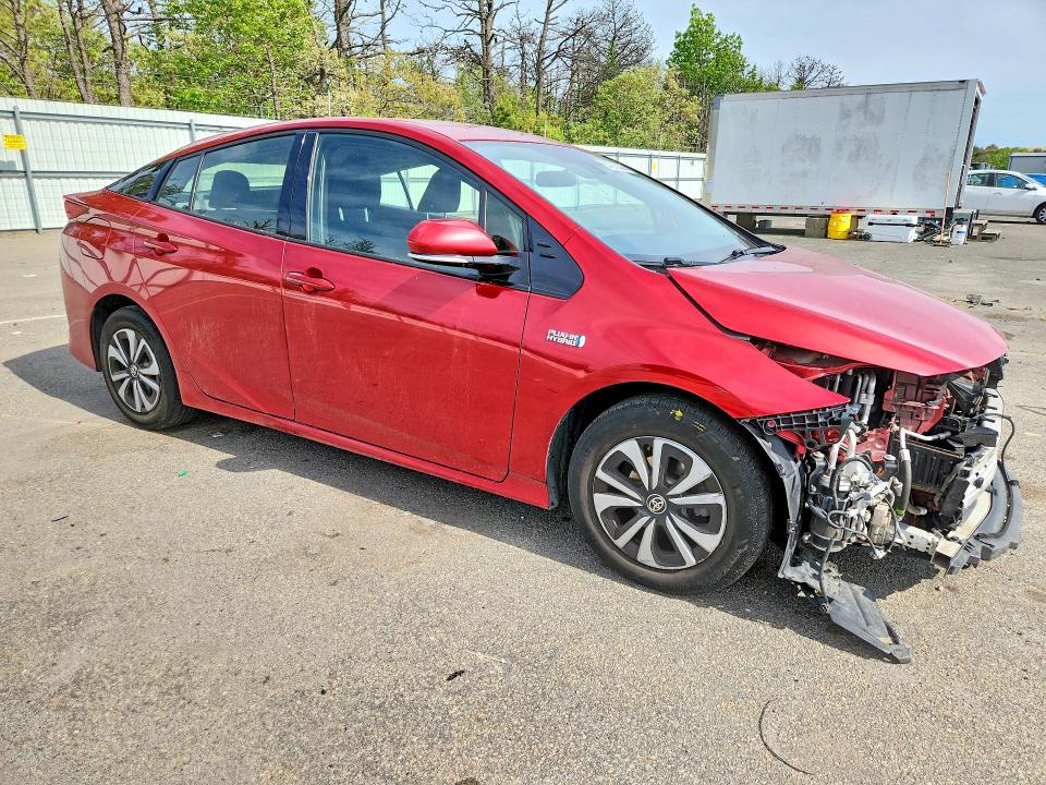 Продажа на аукционе авто 2018 Toyota Prius Prime, vin: JTDKARFP0J3077952, номер лота: 54335936