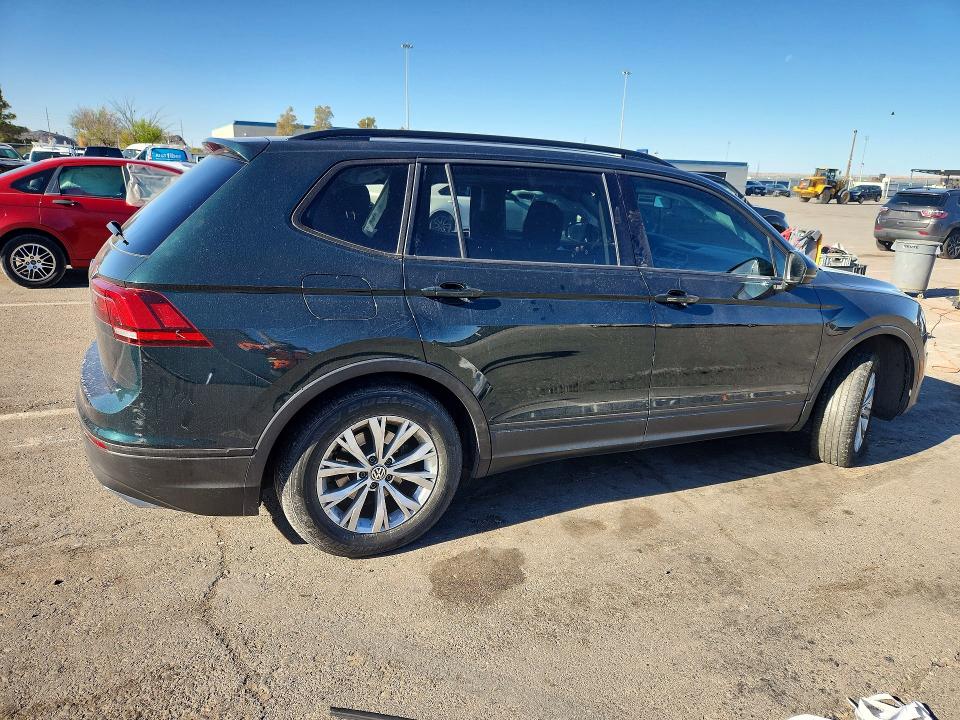 52432926 :رقم المزاد ، 3VV1B7AX6KM122172 vin ، 2019 Volkswagen Tiguan مزاد بيع