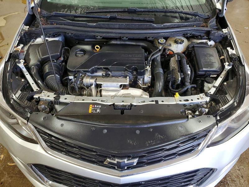 52204916 :رقم المزاد ، 1G1BE5SM5J7189270 vin ، 2018 Chevrolet Cruze مزاد بيع