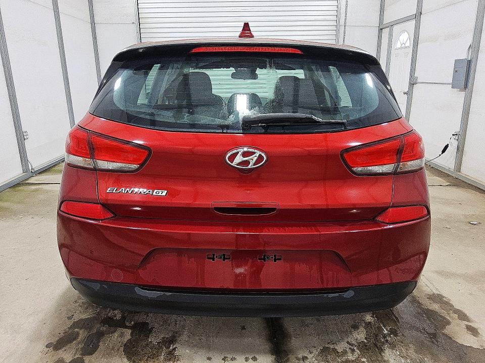 Продаж на аукціоні авто 2018 Hyundai Elantra Gt, vin: KMHH35LE0JU027249, номер лоту: 52647406