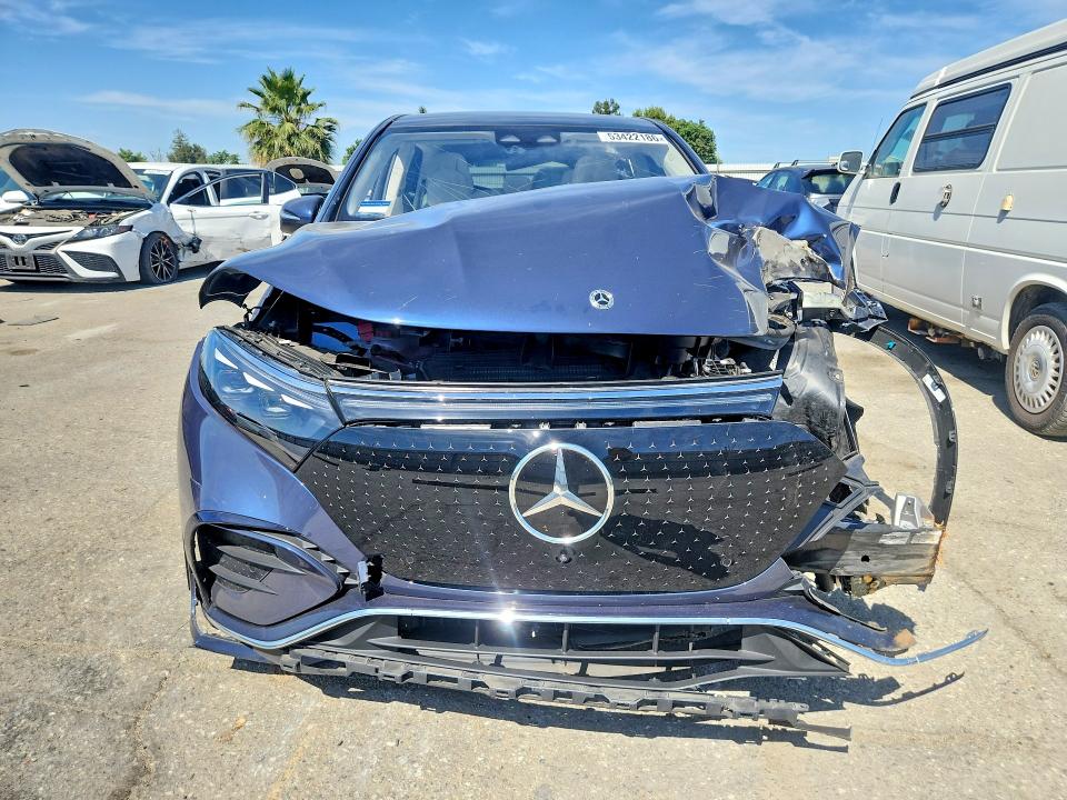 53422186 :رقم المزاد ، 4JGDM2EB3PA024840 vin ، 2023 Mercedes-benz Eqs Suv مزاد بيع