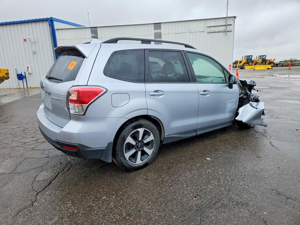 52600916 :رقم المزاد ، JF2SJAGC9JH597827 vin ، 2018 Subaru Forester مزاد بيع