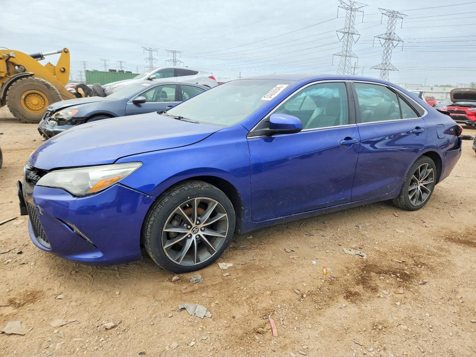 54608646 :رقم المزاد ، 4T1BF1FK0FU936302 vin ، 2015 Toyota Camry مزاد بيع