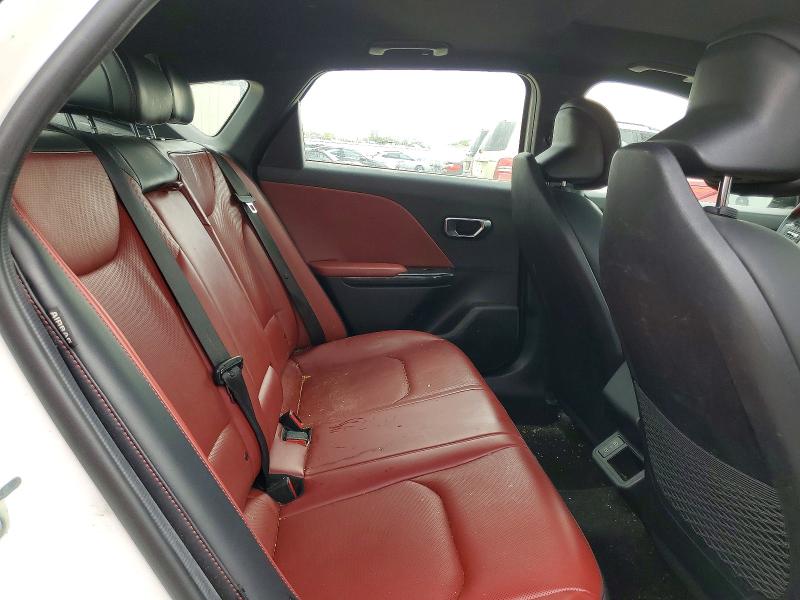52860966 :رقم المزاد ، 3KPFW4DE1SE053760 vin ، 2025 Kia K4 مزاد بيع