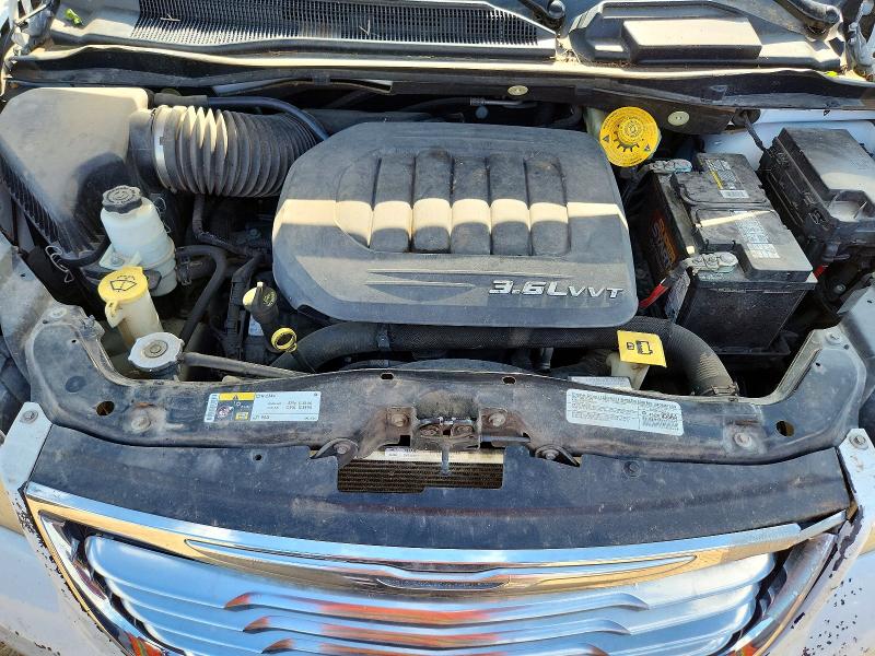 53967586 :رقم المزاد ، 2C4RC1BG4ER246657 vin ، 2014 Chrysler Town & Country مزاد بيع