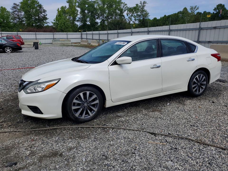 Aukcja sprzedaży 2017 Nissan Altima, vin: 1N4AL3AP9HC125085, numer aukcji: 51891396