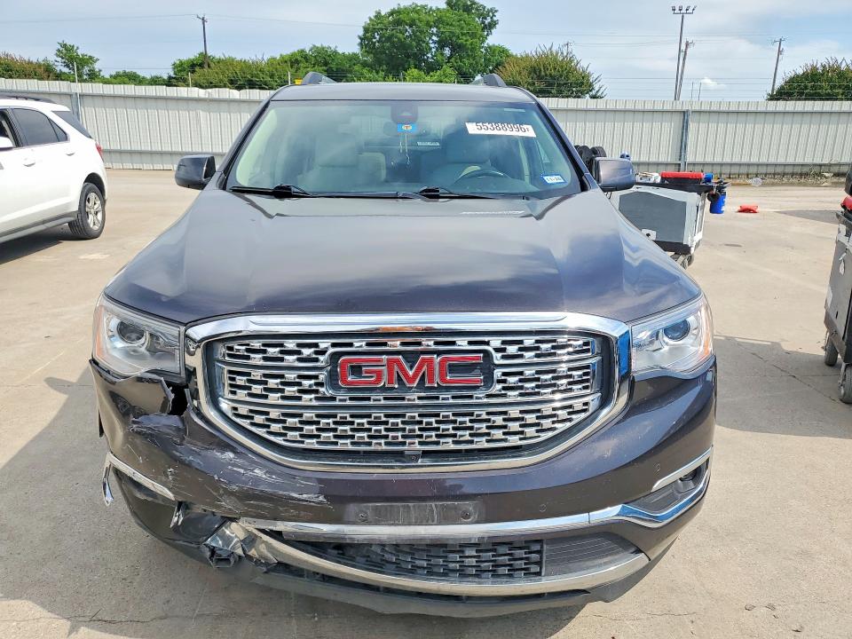 55388996 :رقم المزاد ، 1GKKNPLS3JZ181399 vin ، 2018 Gmc Acadia مزاد بيع