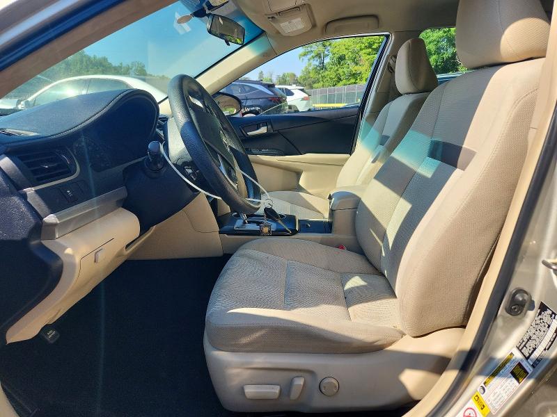 53554216 :رقم المزاد ، 4T4BF1FK8ER390255 vin ، 2014 Toyota Camry مزاد بيع