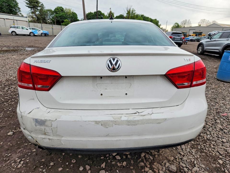 50724506 :رقم المزاد ، 1VWAS7A3XFC020812 vin ، 2015 Volkswagen Passat مزاد بيع
