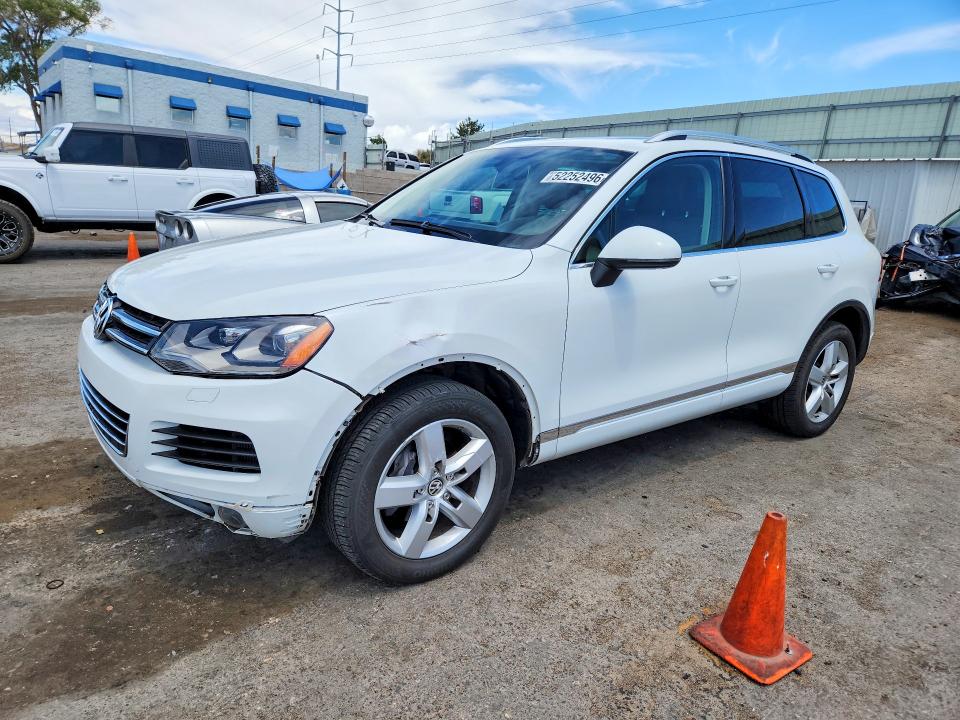 Auction sale of the 2014 Volkswagen Touareg, vin: WVGEP9BP2ED015093, lot number: 52252496