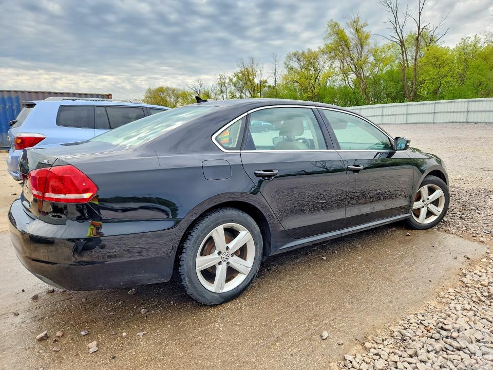 52905286 :رقم المزاد ، 1VWBP7A39DC053982 vin ، 2013 Volkswagen Passat مزاد بيع