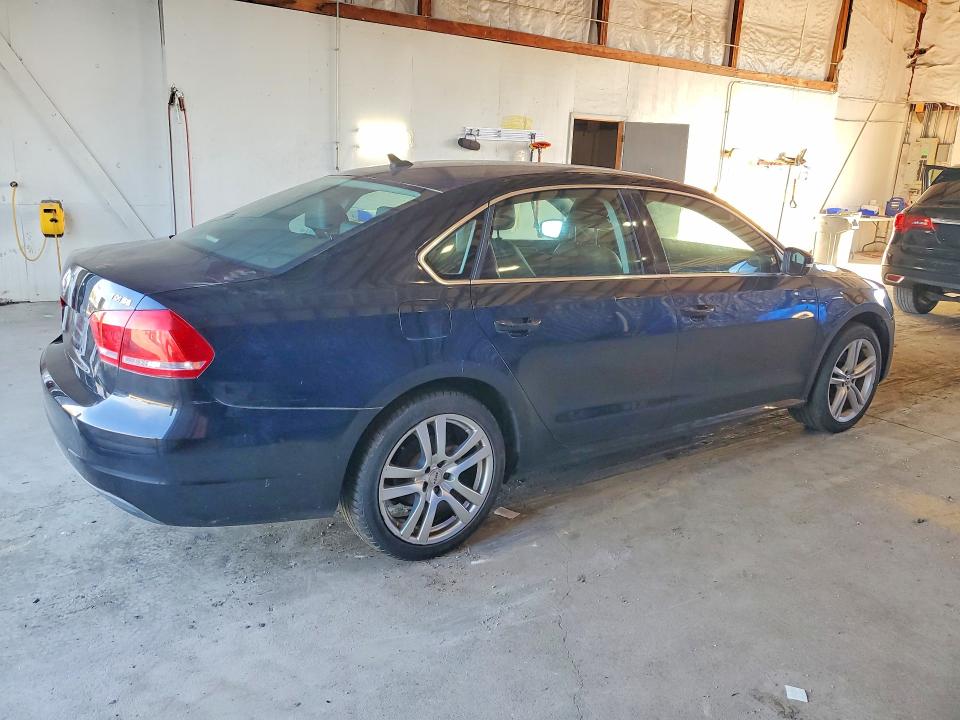Продажа на аукционе авто 2014 Volkswagen Passat, vin: 1VWBN7A39EC044528, номер лота: 52049846
