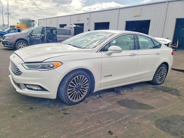 51827546 :رقم المزاد ، 3FA6P0RU8JR147265 vin ، 2018 Ford Fusion مزاد بيع