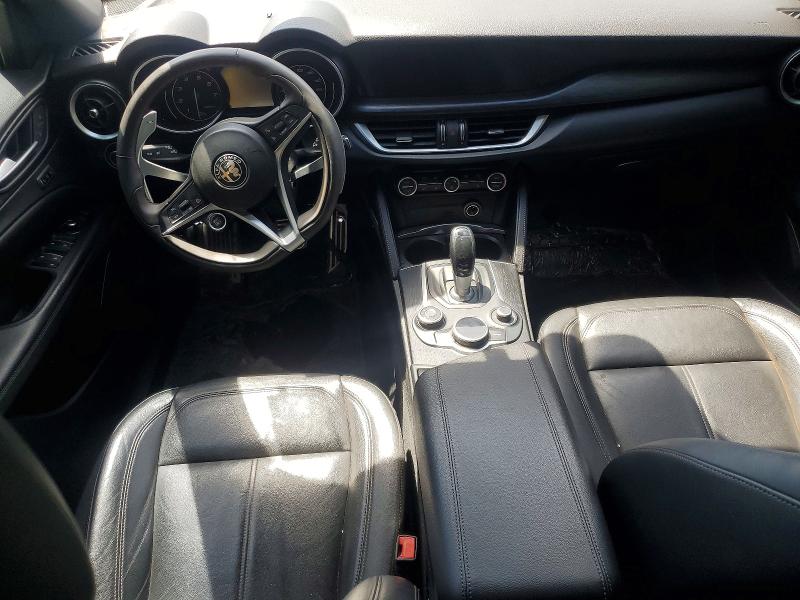 52468376 :رقم المزاد ، ZASFAKNN2J7B62395 vin ، 2018 Alfa Romeo Stelvio مزاد بيع